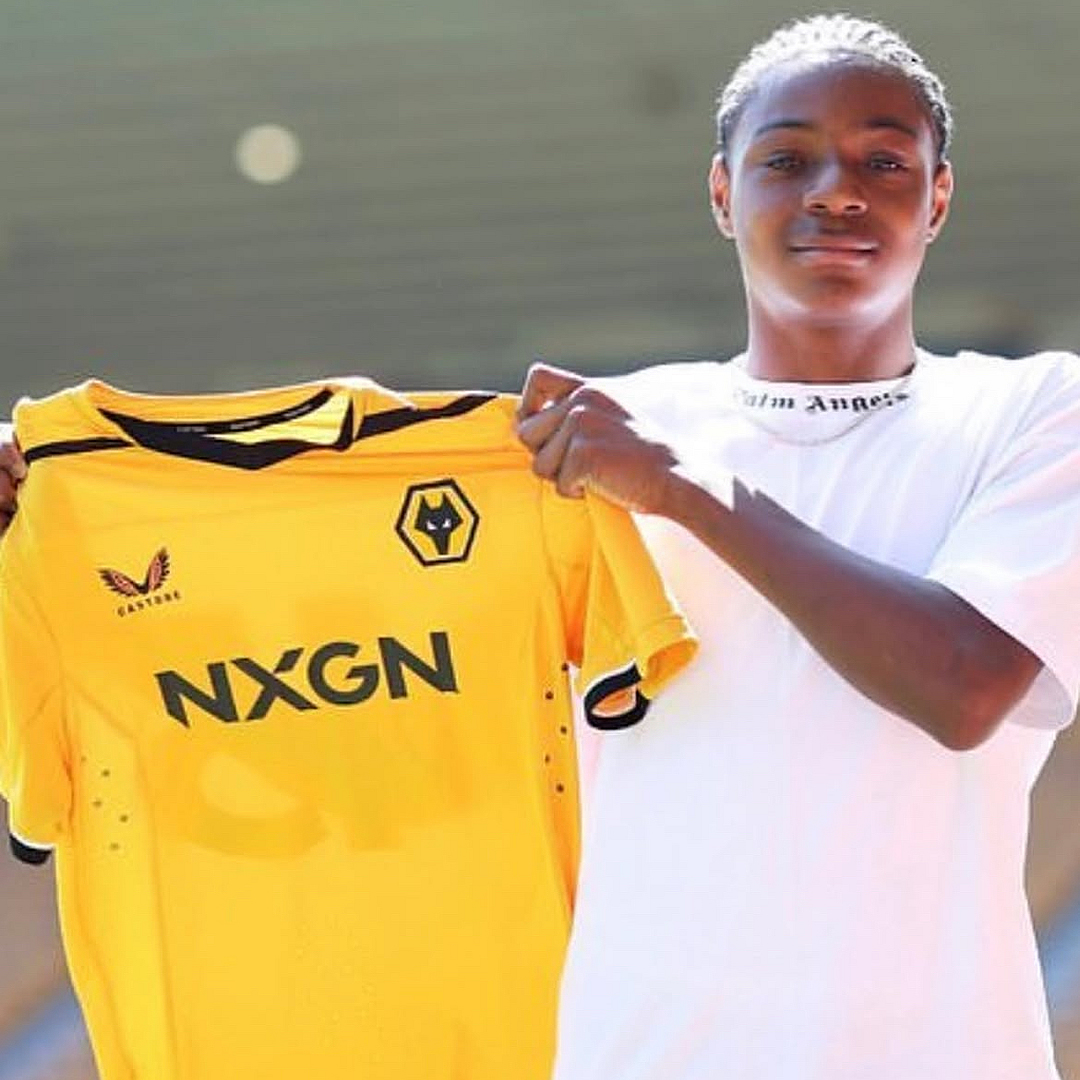 Wolves signing
